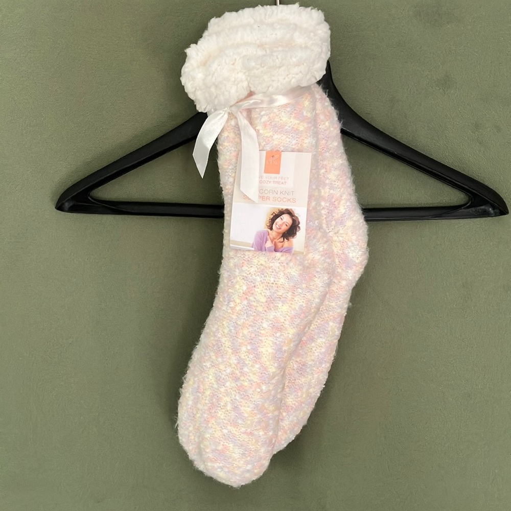 Perfect Slipper Sicks Non Skid New With Tags O/S
